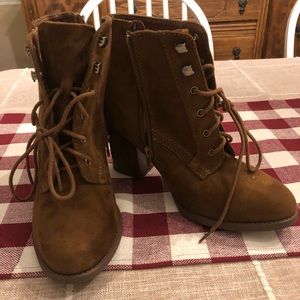 Brown Heeled booties